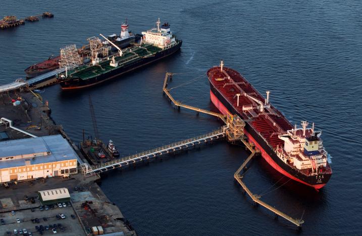 东海发生原油泄漏博鱼事件油船上装有100万轻质油
