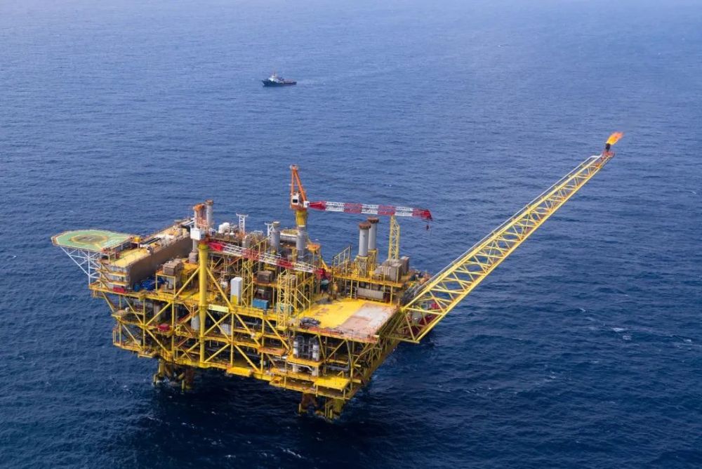 博鱼:我国南海东部油田累产油气3亿吨